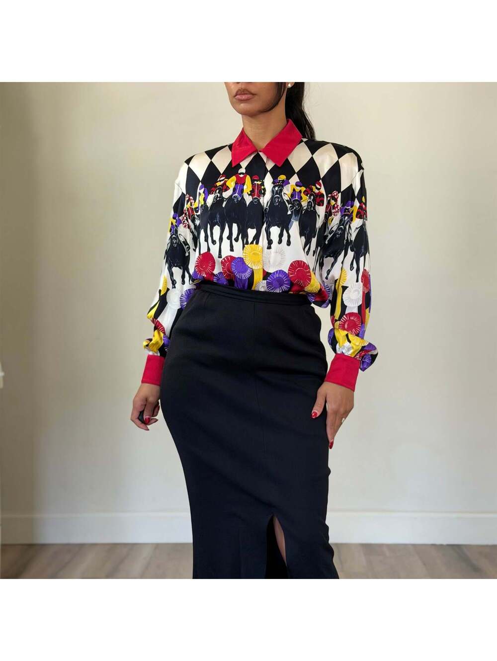 Escada - Picture 5 of 9